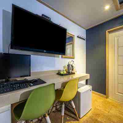 Goyang (Jugyo) New Hilton Rooms