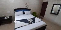 Hotel Prakash - Two-Bedroom Room