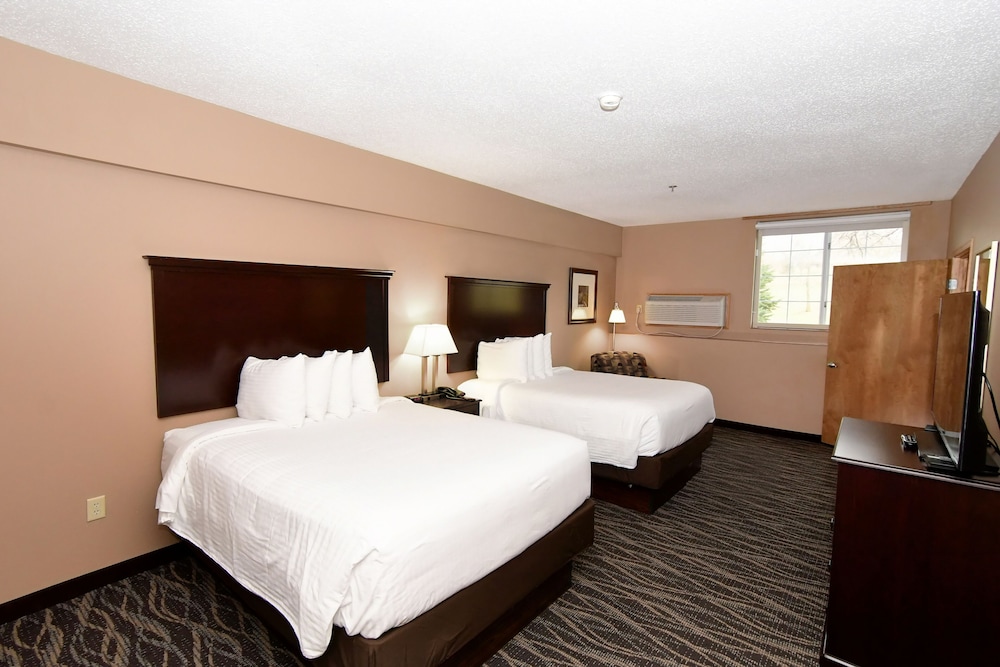 Cobblestone Inn & Suites - Denison Majestic Hills