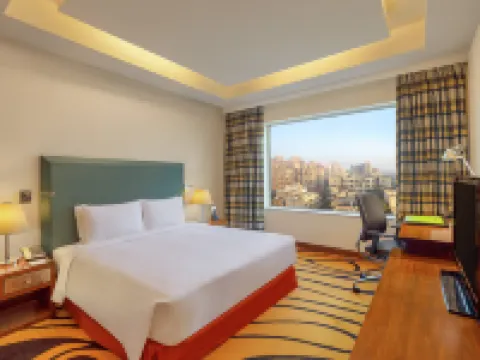 DoubleTree by Hilton Gurgaon Hotéis em Gurgaon