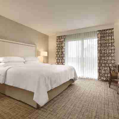 Embassy Suites by Hilton Scottsdale Resort Rooms