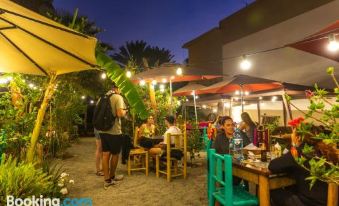 Banana's Adventure Hostel - Housity