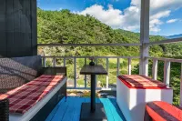 Hadong Cloud Hill Pension Hotels in Hadong