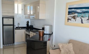 Luxurious 1st Line Top-Floor Apartment with Direct Sea Access