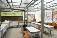 Buye Glamping Pan Hotels in Buyeo-gun