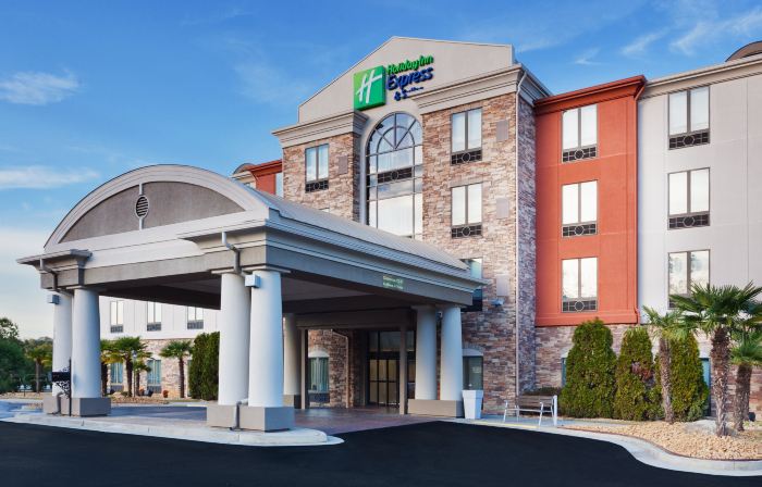 Holiday Inn Express & Suites ROME by IHG