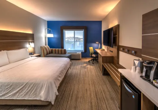 Holiday Inn Express & Suites MINDEN by IHG