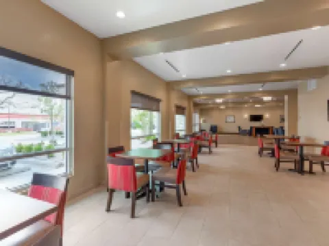 Comfort Inn & Suites Euless DFW West Hotels in Euless