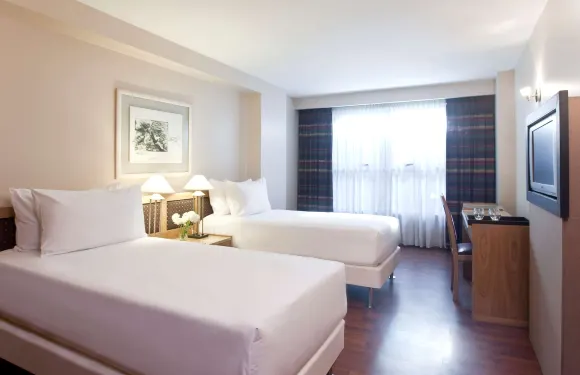 科爾多瓦烏爾巴諾NH酒店