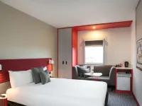 Ibis Sydney Airport Hotels in Mascot