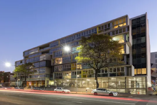 IStay Precinct Adelaide