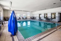 Sleep Inn & Suites - Pools