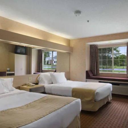 Microtel Inn & Suites by Wyndham Baldwinsville/Syracuse Отели в г. Лисандер