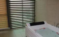 Symphony Suites Hotel - romantis