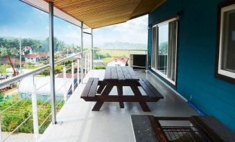 Muchangpo Gandri House