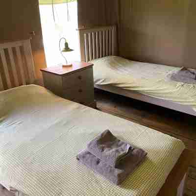 Dawn Chorus Holidays Rooms