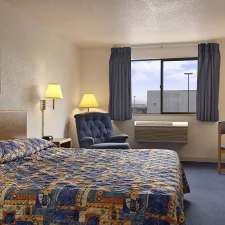 Super 8 by Wyndham the Dalles or