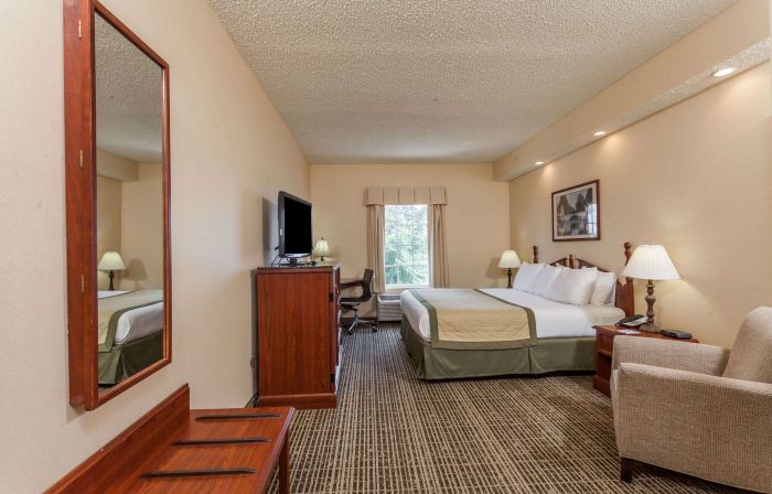 Baymont by Wyndham Columbia Maury