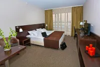 Avanta Hotel Hôtels à : 