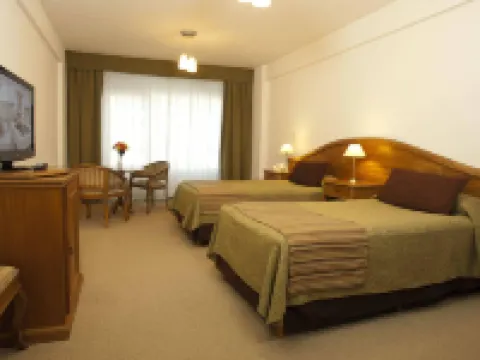 披蘭酒店 馬德林港酒店