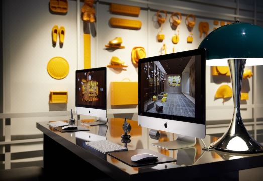 2. L7 명동 바이..