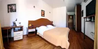 Hotel Prvan Hotéis em Gradac