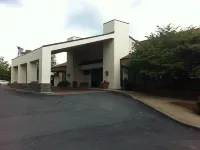 Holiday Lodge Hotel and Conference Center