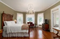 Oaklea Mansion Bed and Breakfast Hotel di Winnsboro