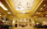 The Royal Mandaya Hotel Davao - vue sur la montagne