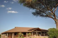 Kilima Safari Camp Hotel a 