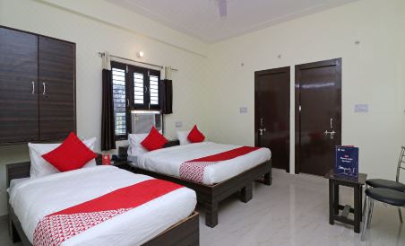 Itsy by Treebo - Pragati Palace - Housity
