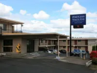 Portland Value Inn & Suites on 82nd - balcony