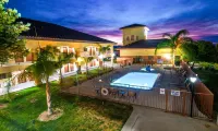 Motel 6 Santa Nella, CA - Los Banos - Pools
