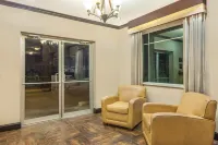 Super 8 by Wyndham Center Hotels in Center