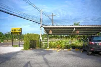 Nithra Ratree Hotel - parking
