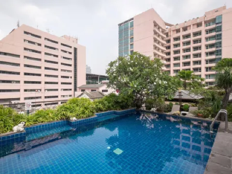 ザ サイアム ヘリテイジ ホテル MRT サムヤン駅周辺のホテル