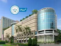 Miracle Grand Convention Hotel Hotels near Thung Song Hong