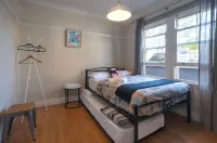 Highfield Private Hotel Hotels in Potts Point