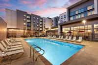 Hampton Inn Long Beach Airport Hotels in Long Beach