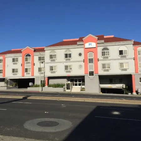 Hotel Aura San Francisco Airport