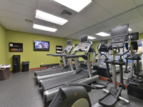 コンフォート イン & スイーツ マウント ローレル  フィラデルフィア マウント・ローレルのホテル