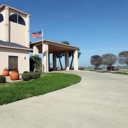 Days Inn by Wyndham Rockport Texas