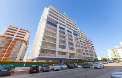 B44 - Alto do Quintão Central Apartment