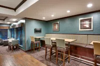 โรงแรม ฮอลิเดย์ อินน์ เอ็กซ์เพรส โฮเทล & สวีทส์ บัตต์ บาย IHG - พร้อมอาหารเช้า