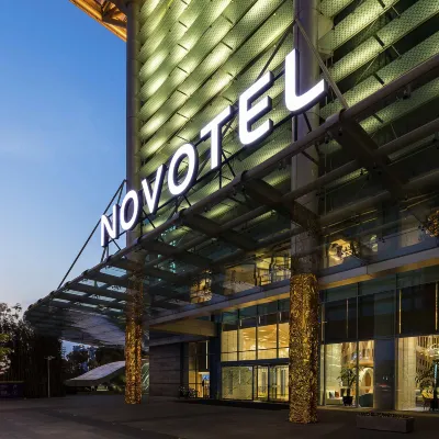 Novotel Jinji Lake Suzhou SIP 月亮港周辺のホテル