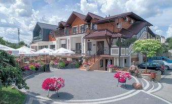 Hotel & Restauracja Gniecki - Housity