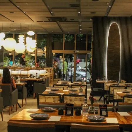 Mercure Belo Horizonte Lourdes Отели рядом с достопримечательностью «Площадь Свободы»