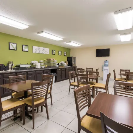 Sleep Inn Airport