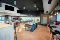 Tru by Hilton Greenville