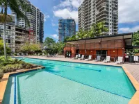 The Docks on Goodwin Hotels in Kangaroo Point